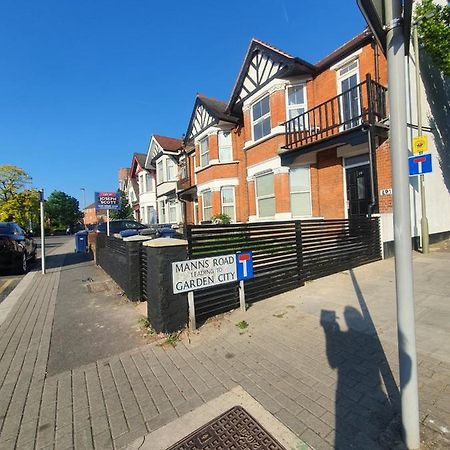Marble House Apartment Edgware Екстериор снимка