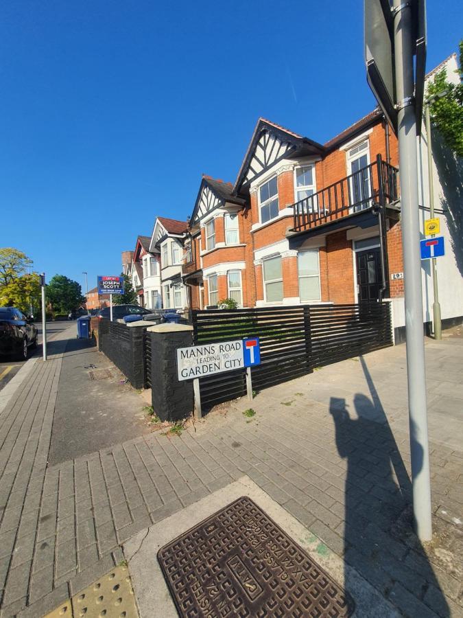 Marble House Apartment Edgware Екстериор снимка